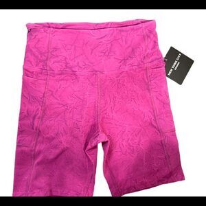 NWT Mya & Nu pink stretchy workout short shorts